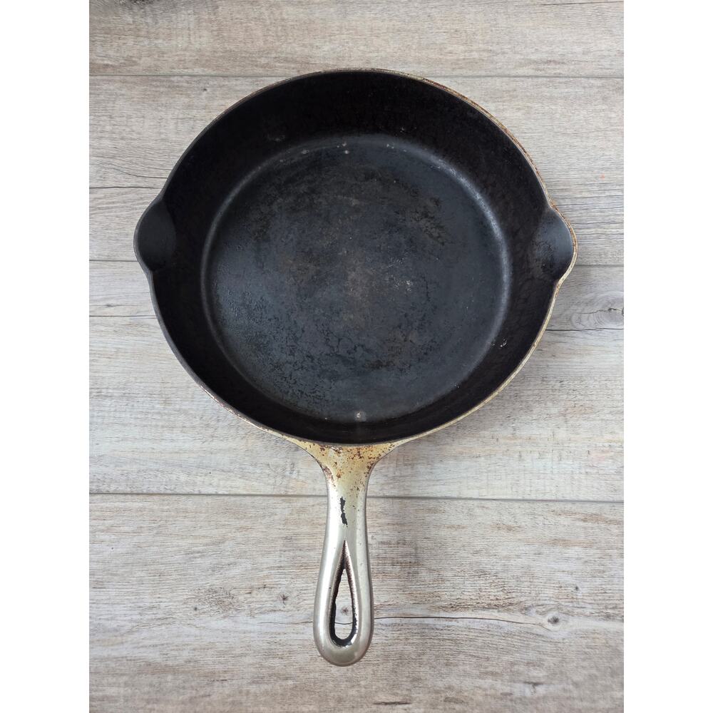 Vintage Griswold #9 Cast Iron Skillet – ERIE 710H